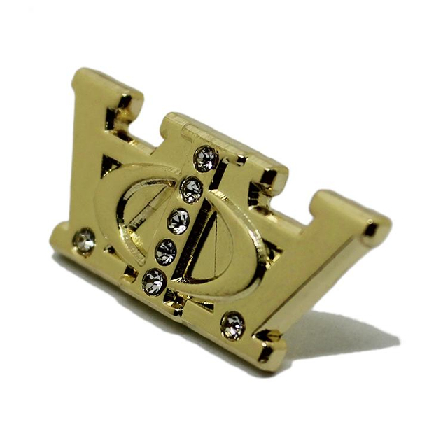 Металлическая булавка с 3D-кристаллической короной